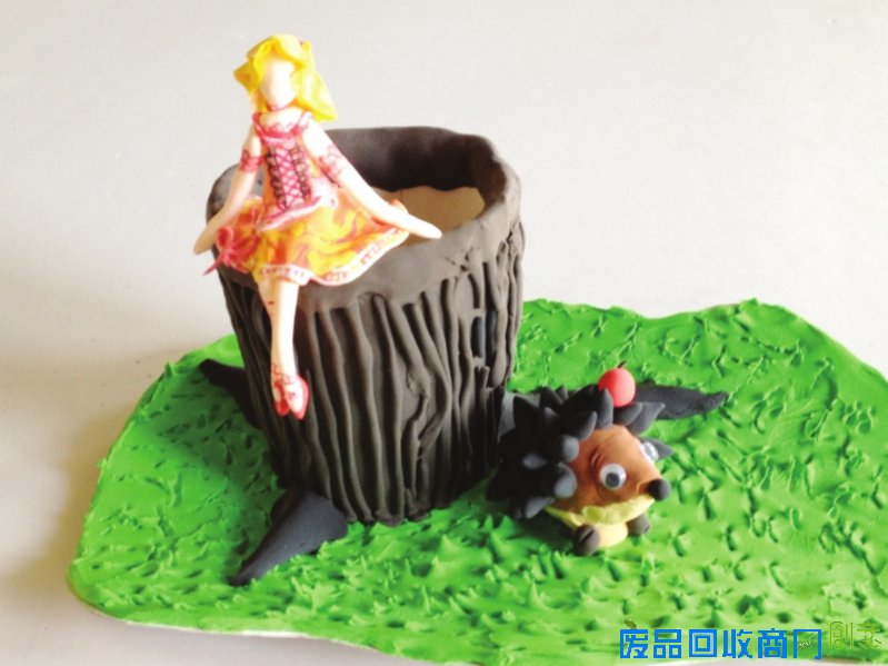 纸粘土笔筒 纸粘土笔筒