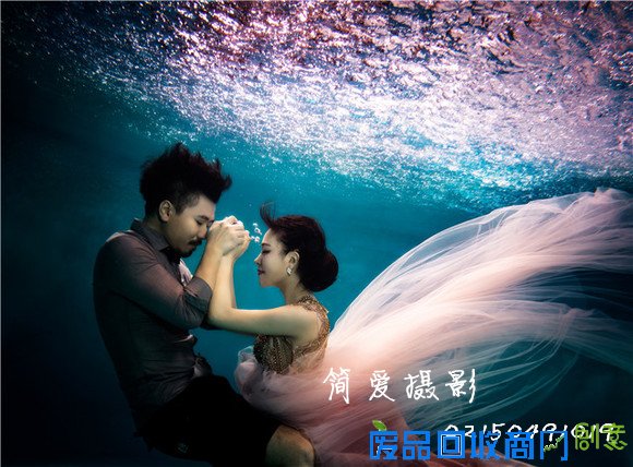 2016年上海最火的水下婚纱摄影系列《水下有约》