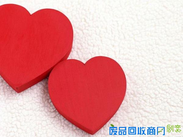 点击查看源网页 关于爱情的20条经典语录