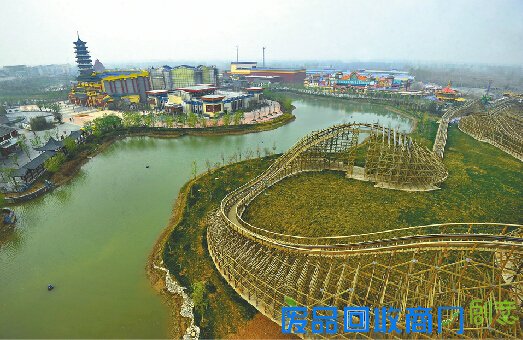 本报记者 曹莫非遗园进入开园前最后“冲刺”，多数场馆开始调试及安检。 本版照片均由记者郭尧 摄