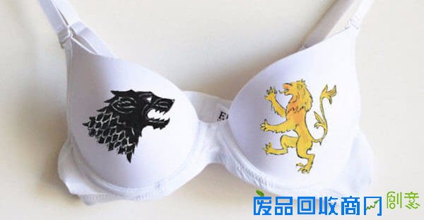 要想抓住男人的心，胸罩必须抢眼！钢铁侠胸罩似车灯