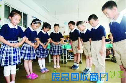 沈阳国学教育现状：教材是摘的老师是教语文的