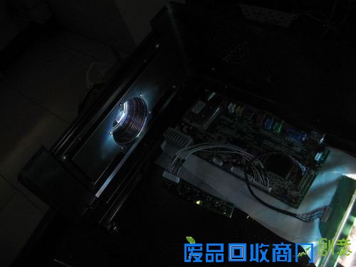 网友自曝DIY高清投影机组图效果赏析