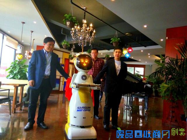 山东首个全智能机器人