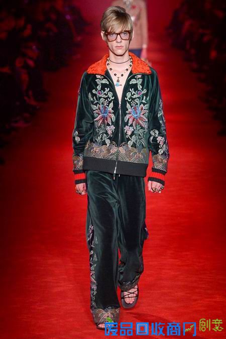 fc4565503ba93b5ac0642692f54223a3.pic