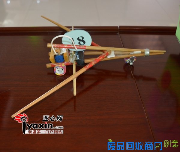 新疆富蕴县青少年手工制作创新大赛精彩纷呈  