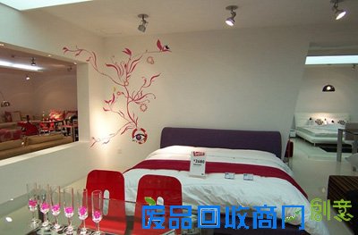 卧室电视背景墙效果图 经济实惠的DIY墙贴