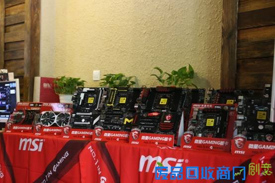 微星2015《英雄联盟》校园争霸赛 成都开战 