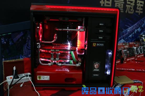 微星2015《英雄联盟》校园争霸赛 成都开战 