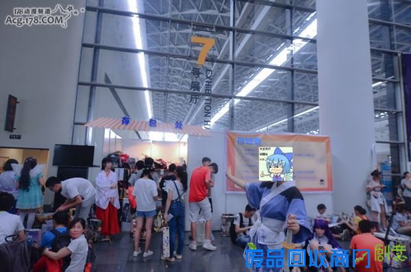 COS比赛与新奇设施一应俱全 月邪动漫夏季盛典游场报道