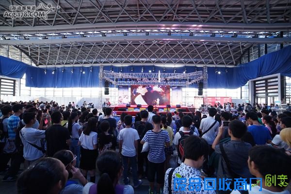 COS比赛与新奇设施一应俱全 月邪动漫夏季盛典游场报道