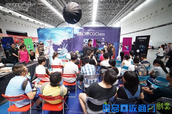 COS比赛与新奇设施一应俱全 月邪动漫夏季盛典游场报道