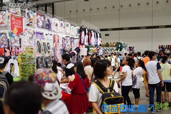 COS比赛与新奇设施一应俱全 月邪动漫夏季盛典游场报道