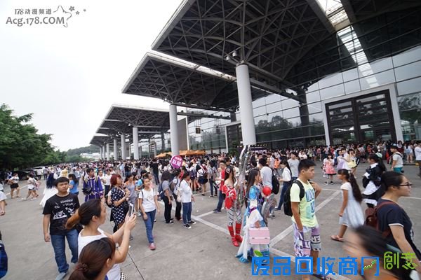 COS比赛与新奇设施一应俱全 月邪动漫夏季盛典游场报道