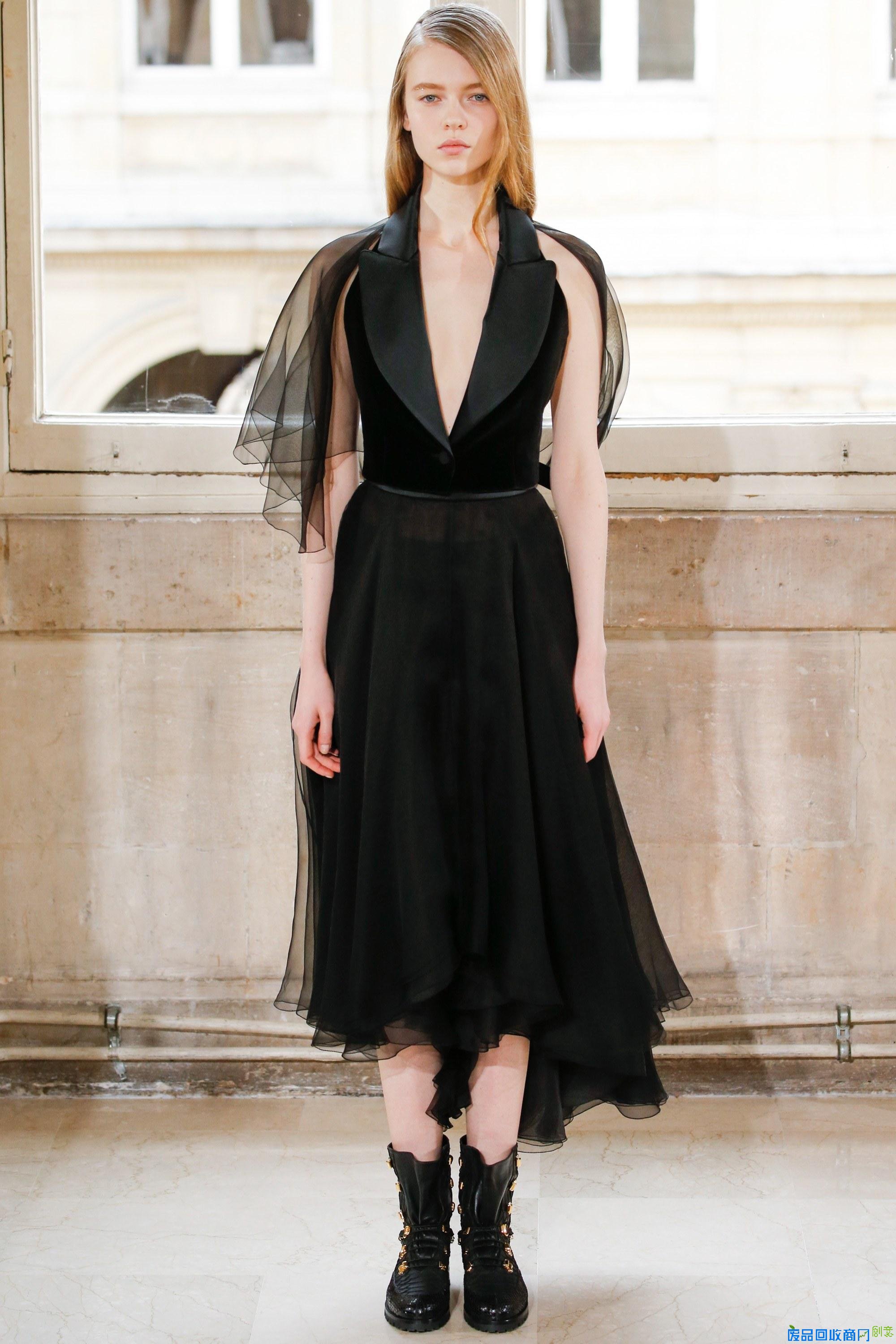 终于有人接任小胖子!Lanvin创意总监人选已定?