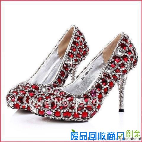 DIY让自己的旧鞋变新鞋就这么简单任性