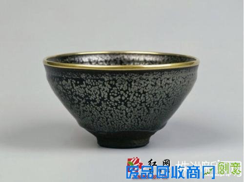 宋代建窑油滴茶盏
