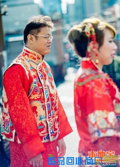 19万日本拍婚纱让人崩溃 盘点丑哭了的婚纱照