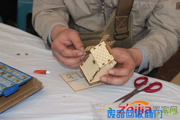 甜蜜春光 音满新城赵都新城音乐盒DIY精彩启幕