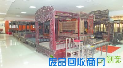 像这样的古床，博物馆内有200多件。
