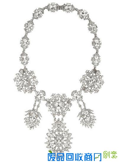 早春浪漫来袭 明星大爱花朵元素肆意绽放 体育