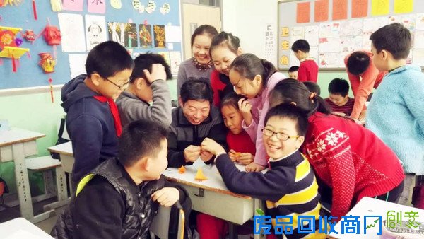 校园热点?|?孩子中午都在学校干些什么?这些学校的『午间生活照』,让人“震惊”!