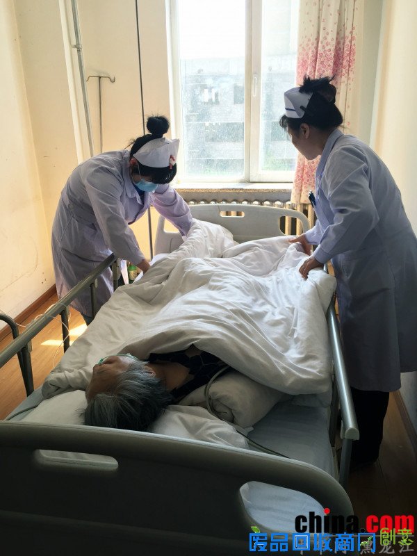 感动冰城“剪纸妈妈”病情危急！