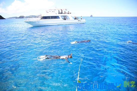 冲绳接近无限透明的蓝