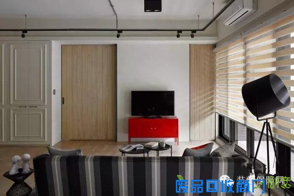 时尚年轻态北欧风家居装修设计，黑色系也不觉得压