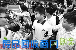 各路英才点评高考语文作文题：文章要写好积累很重要