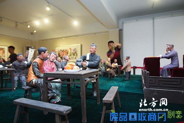 天津民间艺术展开幕 吸引市民参与收藏