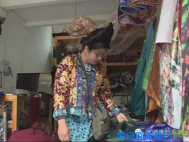 当绣娘的巧手遇上科技 会发生 ........