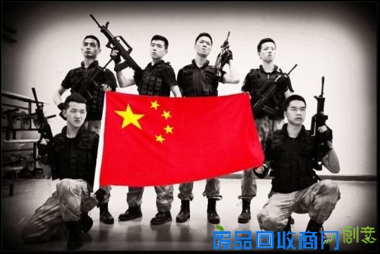 锦城学子捏面塑作品“Q版三军”走红 献礼抗战胜利70周年