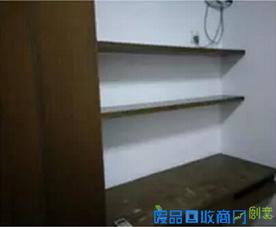 海归姑娘改造房子上瘾 4个月爆改8房受追捧