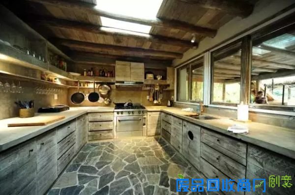 海归姑娘改造房子上瘾 4个月爆改8房受追捧