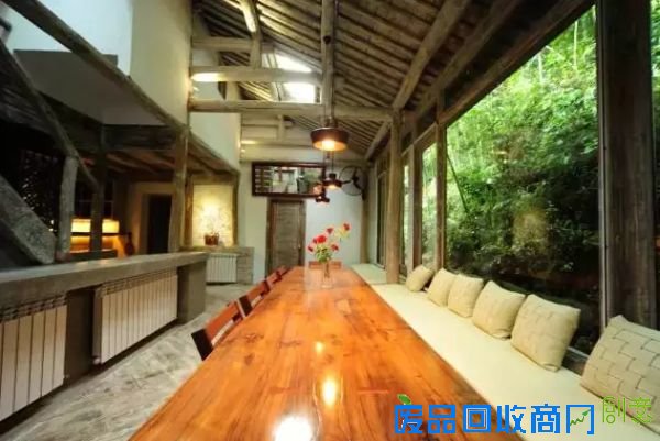 海归姑娘改造房子上瘾 4个月爆改8房受追捧