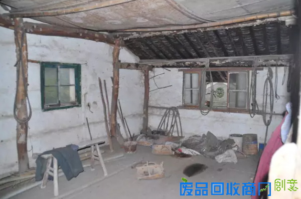 海归姑娘改造房子上瘾 4个月爆改8房受追捧