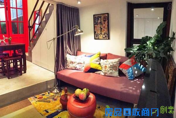 海归姑娘改造房子上瘾 4个月爆改8房受追捧