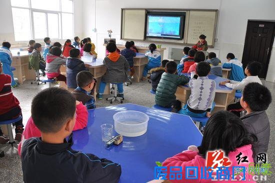 武陵源区军地小学第二课堂活动丰富多彩 促进学生特长发展