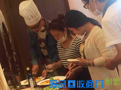 万科金域平江:披萨DIY主题周末欢乐开怀