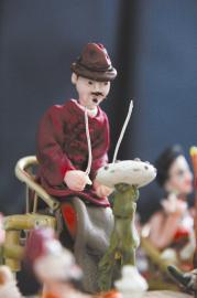 面塑非遗传承人出新作：民国风情＂川南茶馆＂(图)