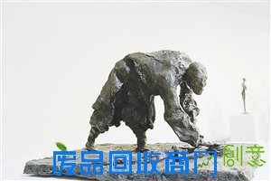 以时代风格雕塑中国精神