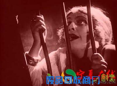 胆小慎入！10部小众而精彩的恐怖电影！