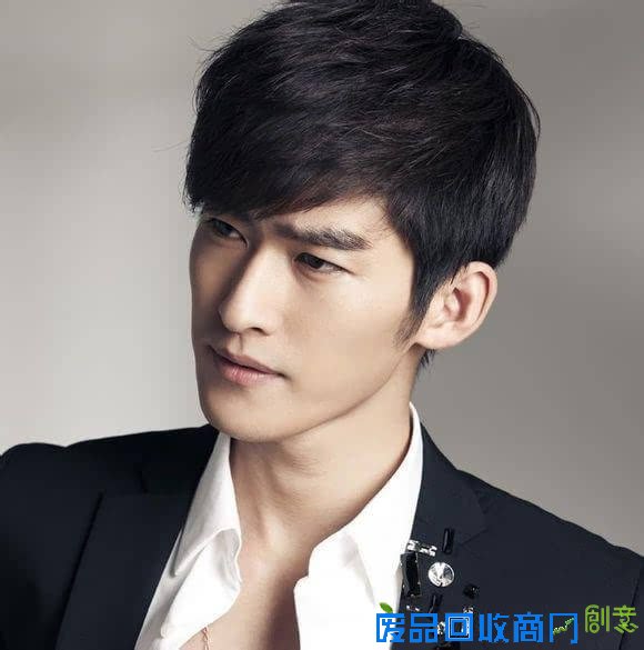 盘点刚红没两天就绯闻满天飞非常作死的十大明星