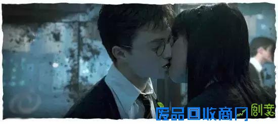 盘点拍吻戏时口技高超的十大男星，小编表示不服！