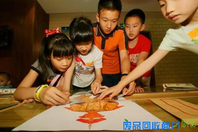 14岁儿童参加江宁织造文博夏令营