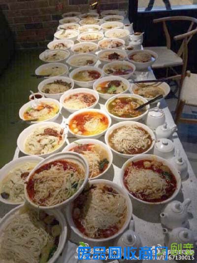 囧人囧事：在外吃饭如何“霸气”侧漏