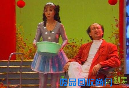 揭秘54岁蔡明背后神秘老公 曾因与郭达传绯闻