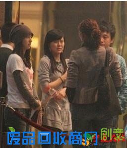 林更新与新女友开房又被拍，众明星开房糟偷拍大盘点