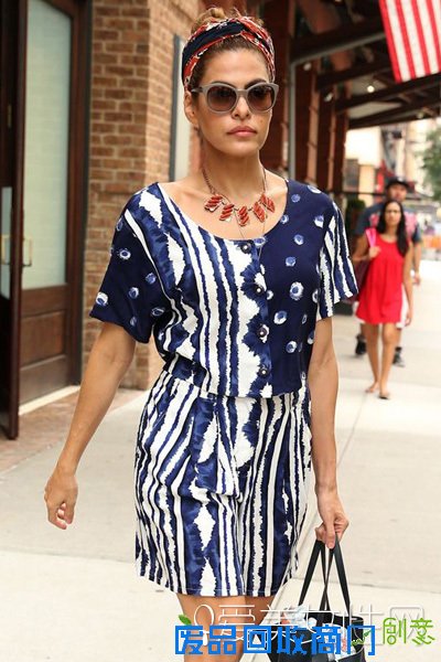 “锁骨放硬币” 显瘦新玩法?锁骨链表示不服!